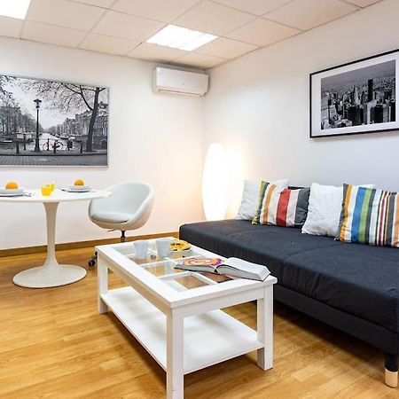 Arriola F Freshapartments Malaga Bagian luar foto
